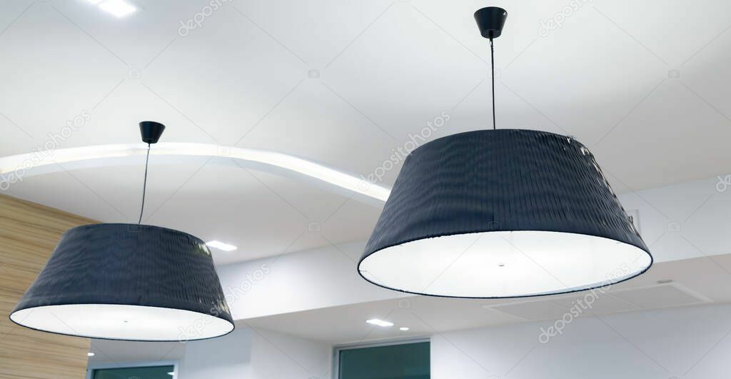 Установка световых приборов, люстр, светильников, бра